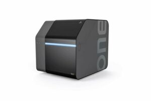 UpNano entwickelt 2PP-3D-Drucker mit grünem Laser